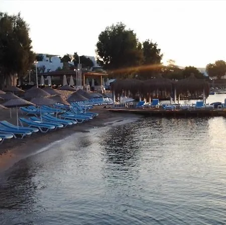 Breeze By Prestij Hotel 4*
