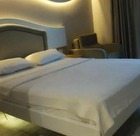 Breeze By Prestij Hotel Gumbet
