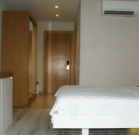 Breeze By Prestij Hotel 4*